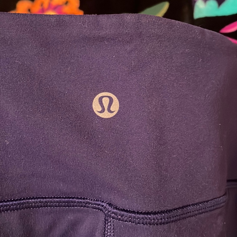 Lululemon Leggings Navy Blue Cropped
